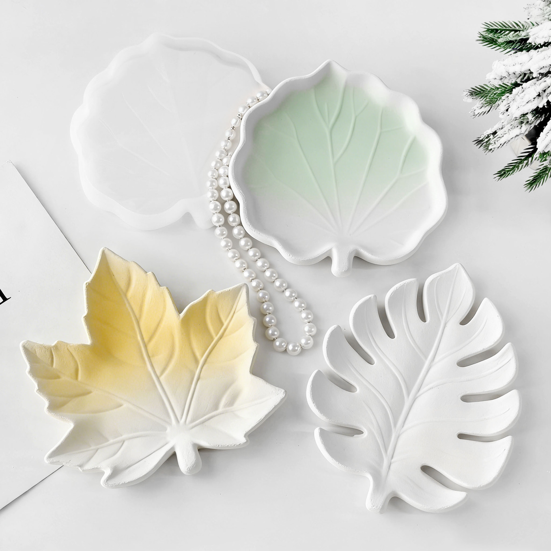 DIY Gypsum Form Leaf Coaster S - Serving Tray Mold のレビューと価格